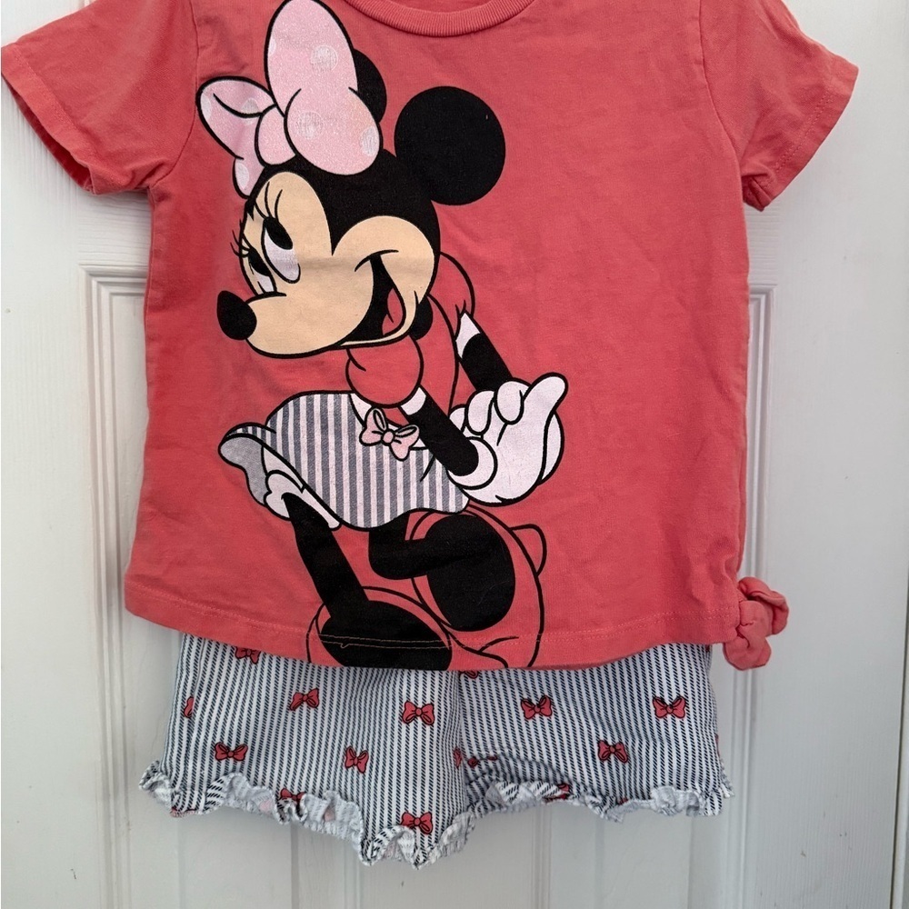 Disney Junior Minnie Mouse Shorts Set - Picture 5 of 9